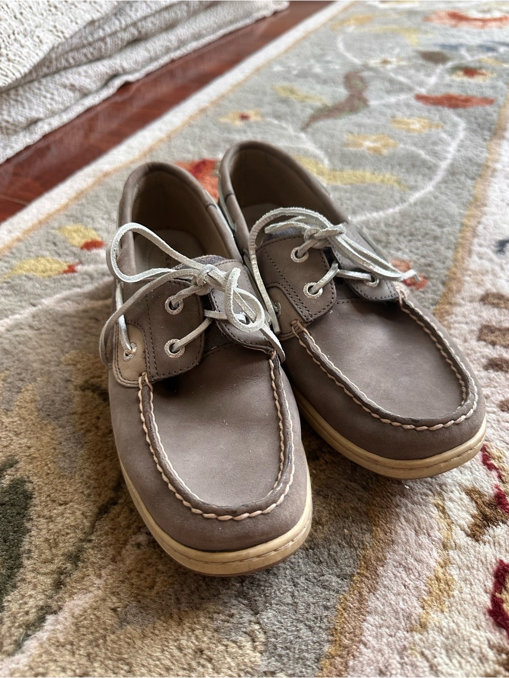Sperry Topsider Women’s Size 8 GREY